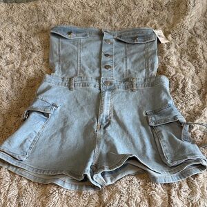 Daisy Light Blue Jean Shorts with Button-Up Front